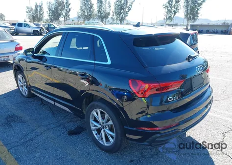 2021 Audi Q3 Premium 45 Tfsi S Line Quattro Tiptronic z USA, uszkodzony, nr VIN WA1DECF34M1148569